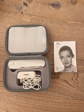 Silk'n Titan Facial Device – White